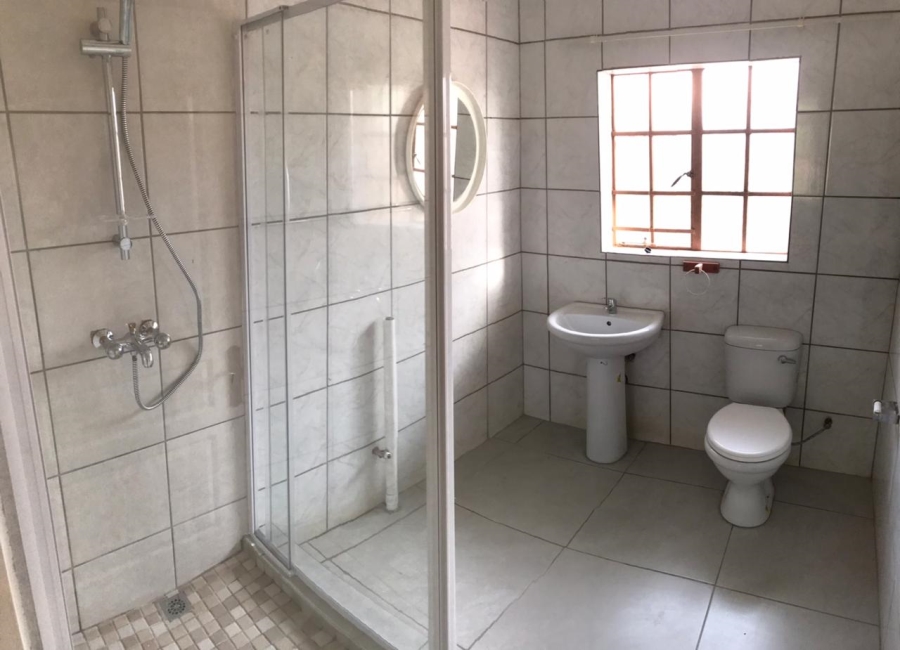 To Let 2 Bedroom Property for Rent in Melodie North West
